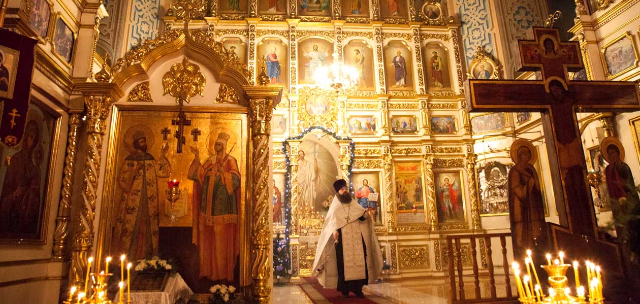 В Дзержинске во всех храмах прошли рождественские службы