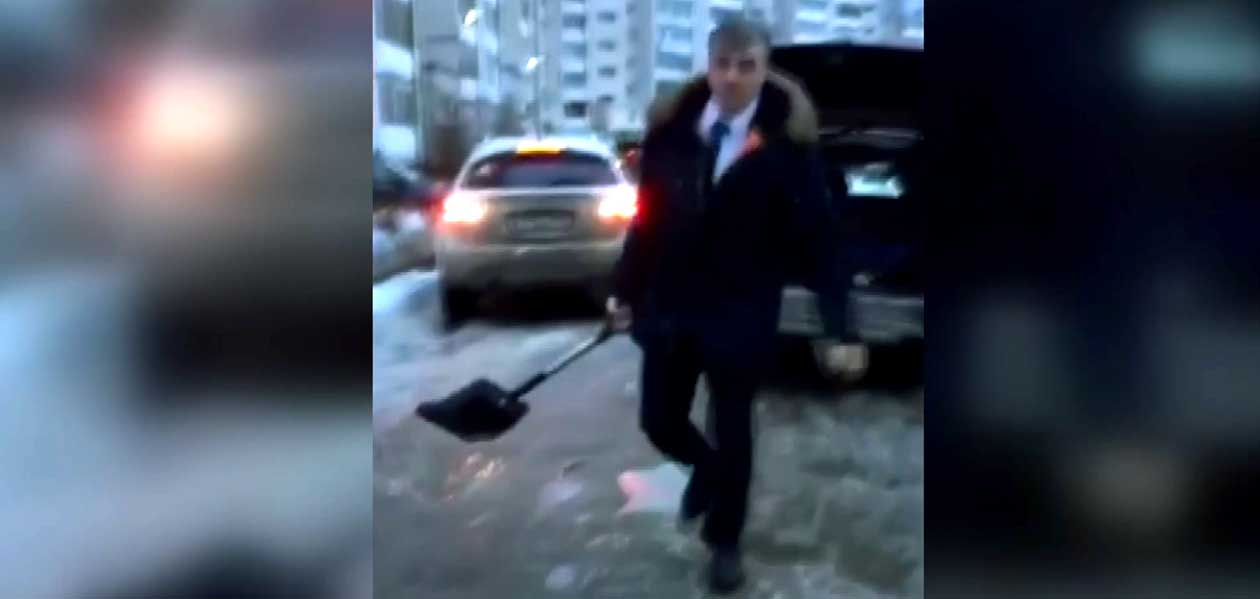 Секретарь НРО «Единой России» Денис Москвин осудил поведение дзержинского депутата Игоря Крашенинникова