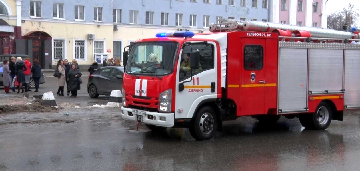 Взрывоопасное утро. Жительница Дзержинска по телефону «заминировала» 2-й отдел полиции