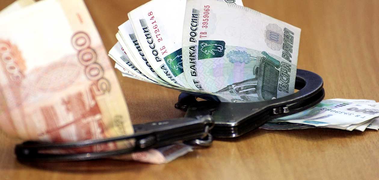 Начальницу дзержинской службы судебных приставов заключили под стражу на два месяца