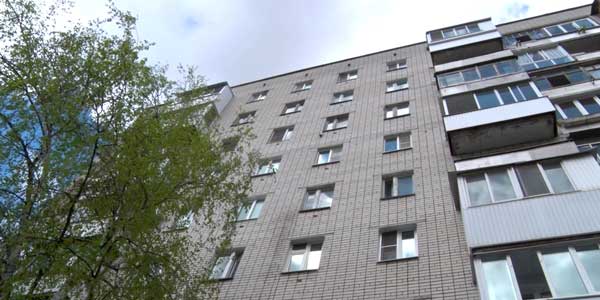 Драма в Страстную субботу. В Дзержинске с крыши упал подросток