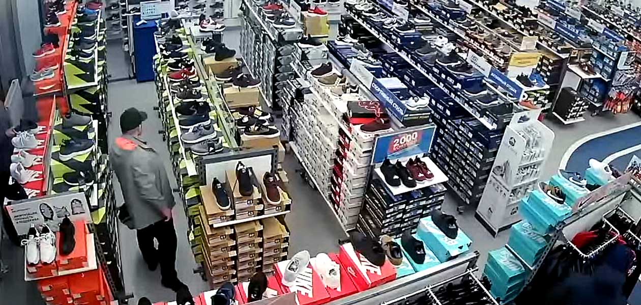Дзержинские оперативники разыскивают похитителя спортивных курток