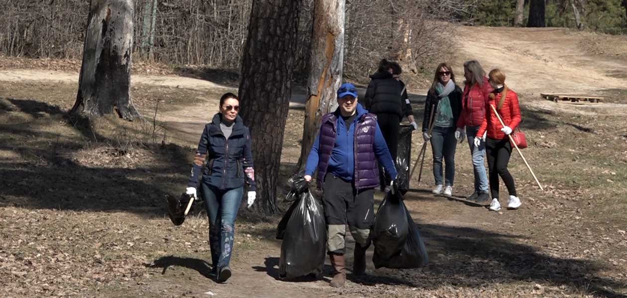 В Дзержинске прошел общегородской субботник