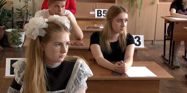 Обществознание остается самым популярным предметом для сдачи ЕГЭ у дзержинских школьников