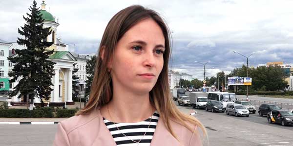 Лидер дзержинского экопроекта «Без бумаги» Алиса Шинкарук выступила на Всероссийском образовательном форуме «Восток»