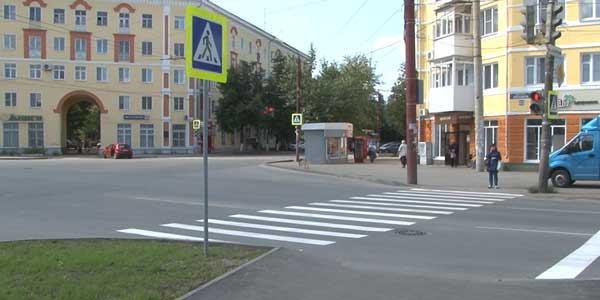 Переходи на зеленый... газон. Новая разметка в Дзержинске