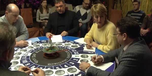 Отвечают знатоки! В Дзержинске в играх клуба «Что? Где? Когда?» участвует более 300 эрудитов