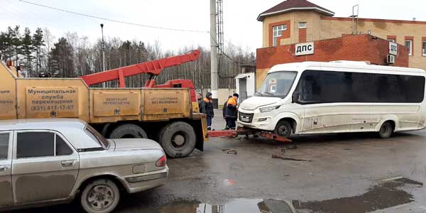 Не повезло. Пассажиры автобусов из Нижнего в Дзержинск опоздали к месту назначения