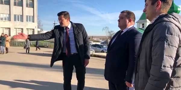 Глеб Никитин публично отчитал главу МСУ Дальнеконстантиновского района