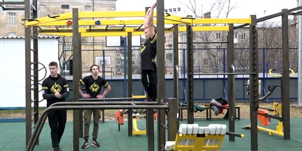 «Спорт - норма жизни». В Дзержинске в рамках нацпроекта открыли воркаут-площадку