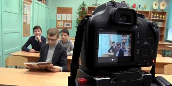 «Мы сами снимаем кино». Дзержинские школьники участвуют в региональном конкурсе кинопритч