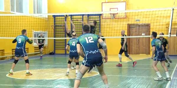 Определились финалисты в открытом Кубке Дзержинске по классическому волейболу