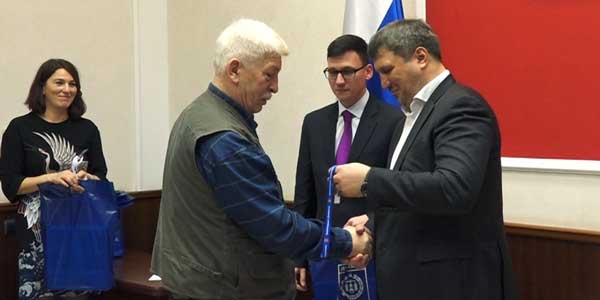 К новому году - новая квартира. Дзержинцы - жители аварийного фонда скоро станут новоселами
