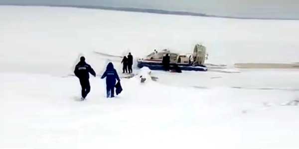 Четверо спасены, один погиб. Рыбаки провалились под лед в Воротынском районе