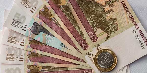 Минимальный размер оплаты труда со следующего года должен увеличиться на 850 рублей