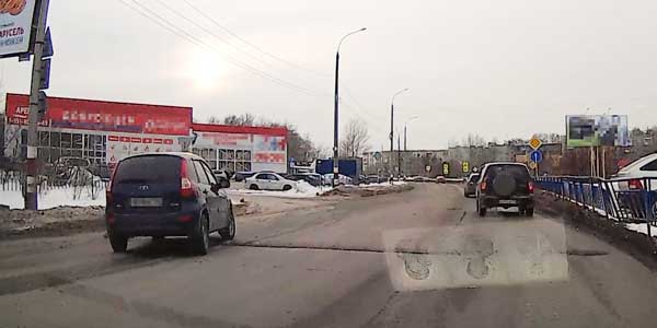 Беспардонный водитель. О непринужденном вождении дзержинца в рубрике «Обратная связь»