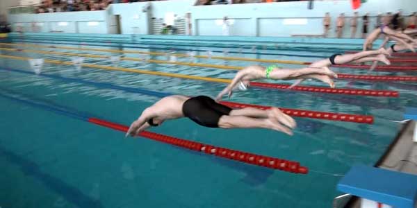 В Дзержинске стартовал чемпионат и первенство области по плаванию