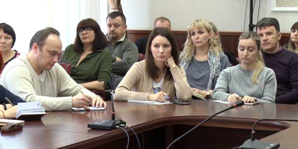 Изменить город. Рекламные вывески в Дзержинске приведут к единому знаменателю