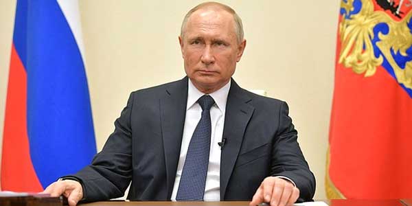 Самоизоляция на месяц. Владимир Путин продлил режим нерабочих дней до 30 апреля