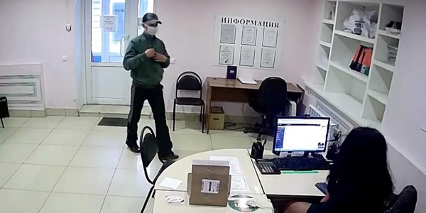 Дзержинские полицейские задержали подозреваемого в ограблении микрофинансовой организации