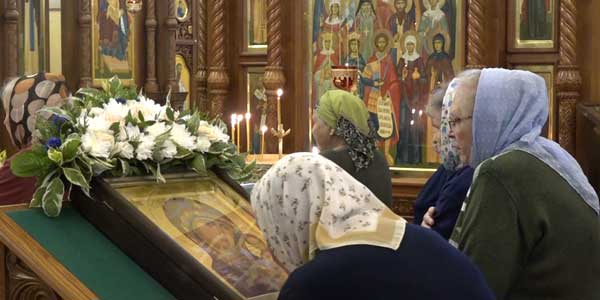 Православные верующие Дзержинска отмечают день Казанской иконы Божией матери