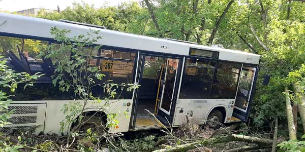 Число пострадавших в аварии с рейсовым автобусом в Дзержинске увеличилось до 6 человек