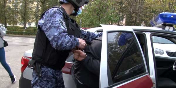 Бойцы дзержинского отделения Росгвардии ликвидировали условного террориста