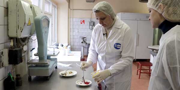 Питание по ГОСТу: контроль за качеством продуктов в школьных столовых Дзержинска усилят