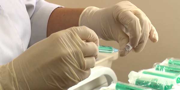 Вакцинация продолжается: более 100 дзержинцев ежедневно делают прививки в мобильных медицинских пунктах