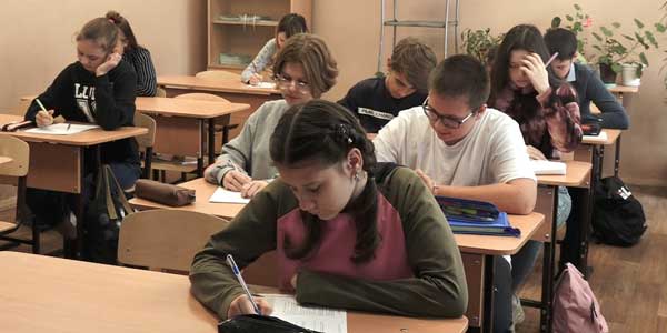 Большая контрольная: 11 000 дзержинских школьников пишут всероссийские проверочные работы