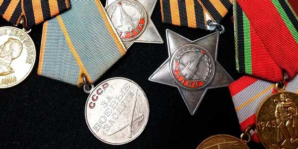 Незаконная коллекция: государственные награды СССР конфисковали у жителя Дзержинска