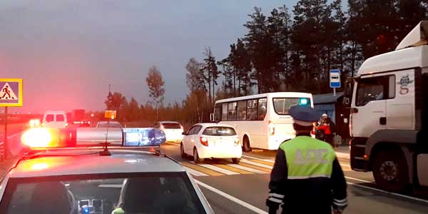 Смерть на переходе: водитель иномарки сбил двух пенсионерок под Дзержинском