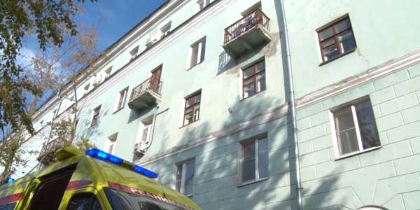 Уголовное дело возбуждено в Дзержинске после гибели сорвавшегося с крыши рабочего