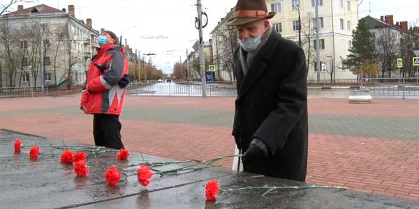 День 7 ноября: годовщину Октябрьской революции отметили в Дзержинске