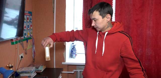 Ледниковый период: дзержинская семья замерзает в своей квартире из-за пожара в соседней
