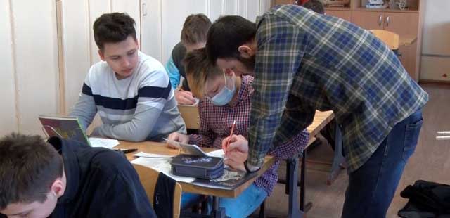 Конец дистанта: все дзержинские школьники вернулись за парты