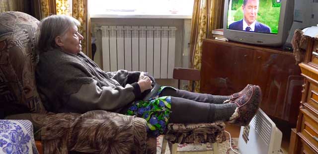 Холодные стены, пол, потолок: десятилетнюю борьбу за тепло ведут жители с управляющей компанией Дзержинска