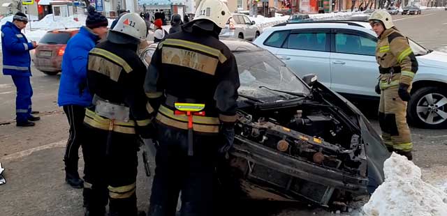 Одна за другой: сразу несколько дорожных аварий произошли в Дзержинске в минувшие выходные
