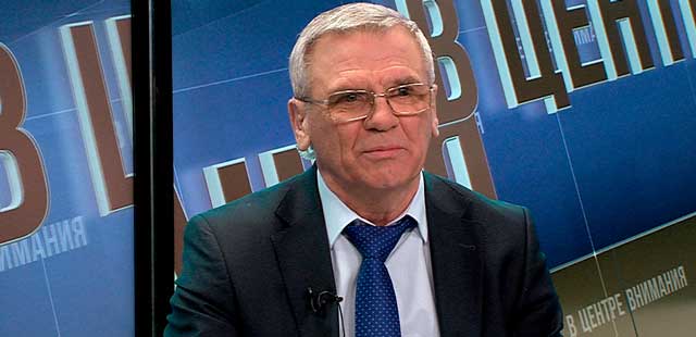 «В центре внимания с Евгением Люлиным». Услышать каждого