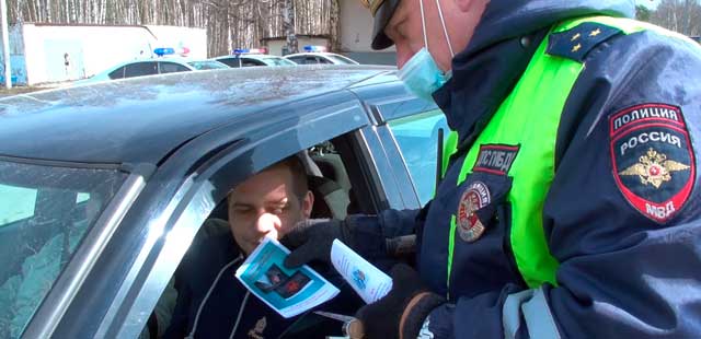 Самый ценный пассажир: правила перевозки детей проверили дзержинские госавтоинспекторы