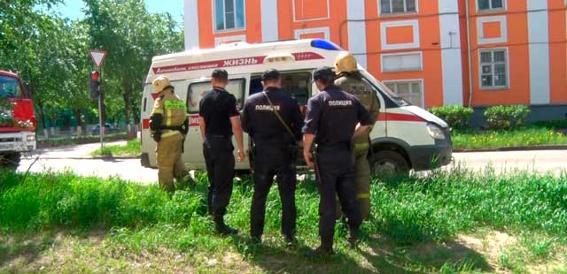 Череда неудач: дзержинец споткнулся и угодил под машину