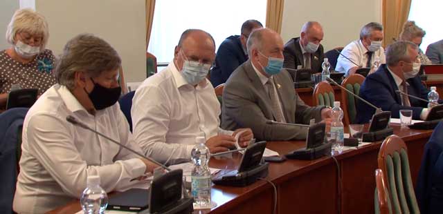 Подведение итогов: отчет о работе регионального правительства в 2020 году представили Заксобранию