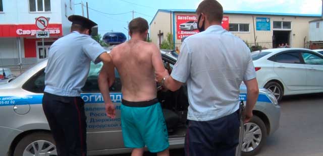 Пьяное столкновение: очередной нетрезвый водитель устроил аварию в Дзержинске