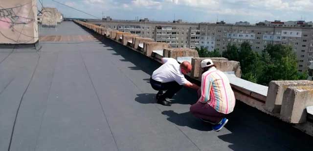 Теперь не течет: в дзержинской многоэтажке отремонтировали кровлю после вмешательства жилинспекции