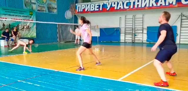 Бадминтон в Дзержинске: состоялся турнир памяти Геннадия Вислова