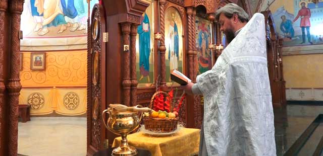Яблочный Спас: православные дзержинцы отмечают один из 12 главных христианских праздников