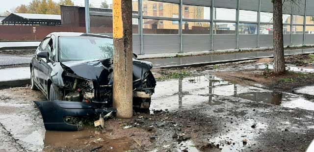 Призрачный гонщик: водитель исчез из автомобиля после ДТП в Дзержинске