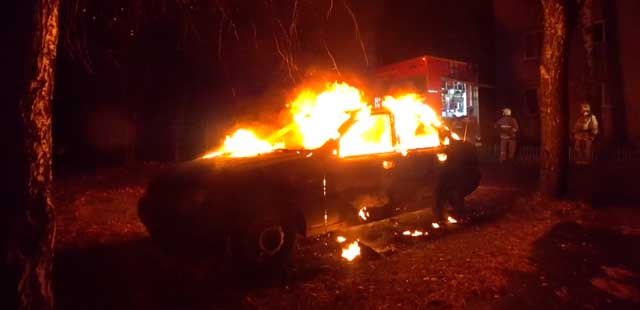 Огненный переполох: автомобиль сгорел минувшей ночью в Дзержинске