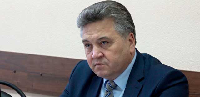 Кадры: исполняющим обязанности управляющего делами администрации Дзержинска назначен Дмитрий Меснянкин