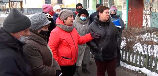 Незваные гости: дзержинская управляющая компания без приглашения пришла на собрание жильцов о подделке подписей